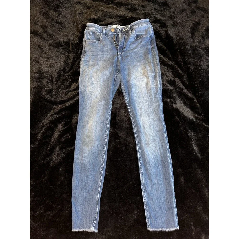 Hollister Curvy High-Rise Super Skinny Jeans - Size 26x27